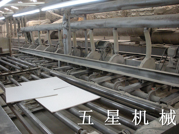 礦棉板設(shè)備